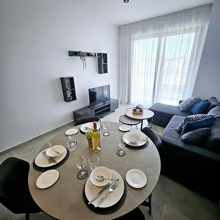 Superior Apartment, Universal Residences Pafos