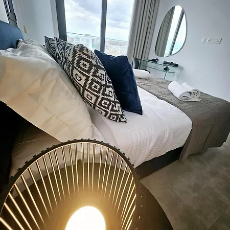Superior Apartment, Universal Residences * Пафос