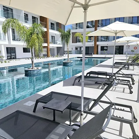 Superior Apartment, Universal Residences * Paphos